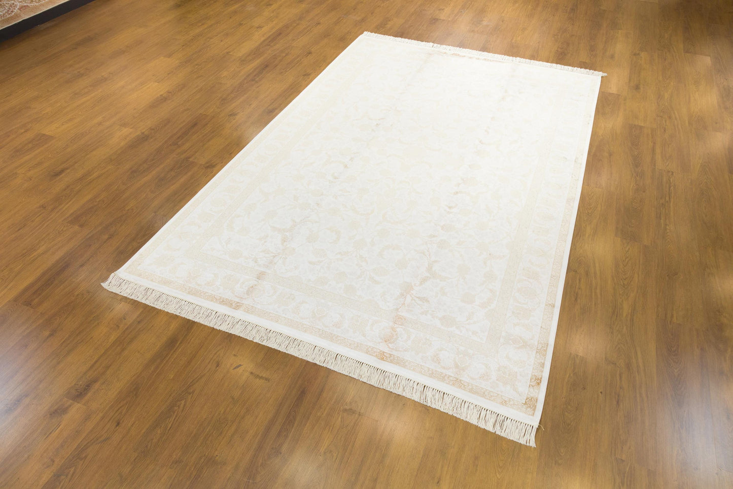7x10 ft, Beige Floral Classic Silk Rug: Oriental carpet with fine tassels