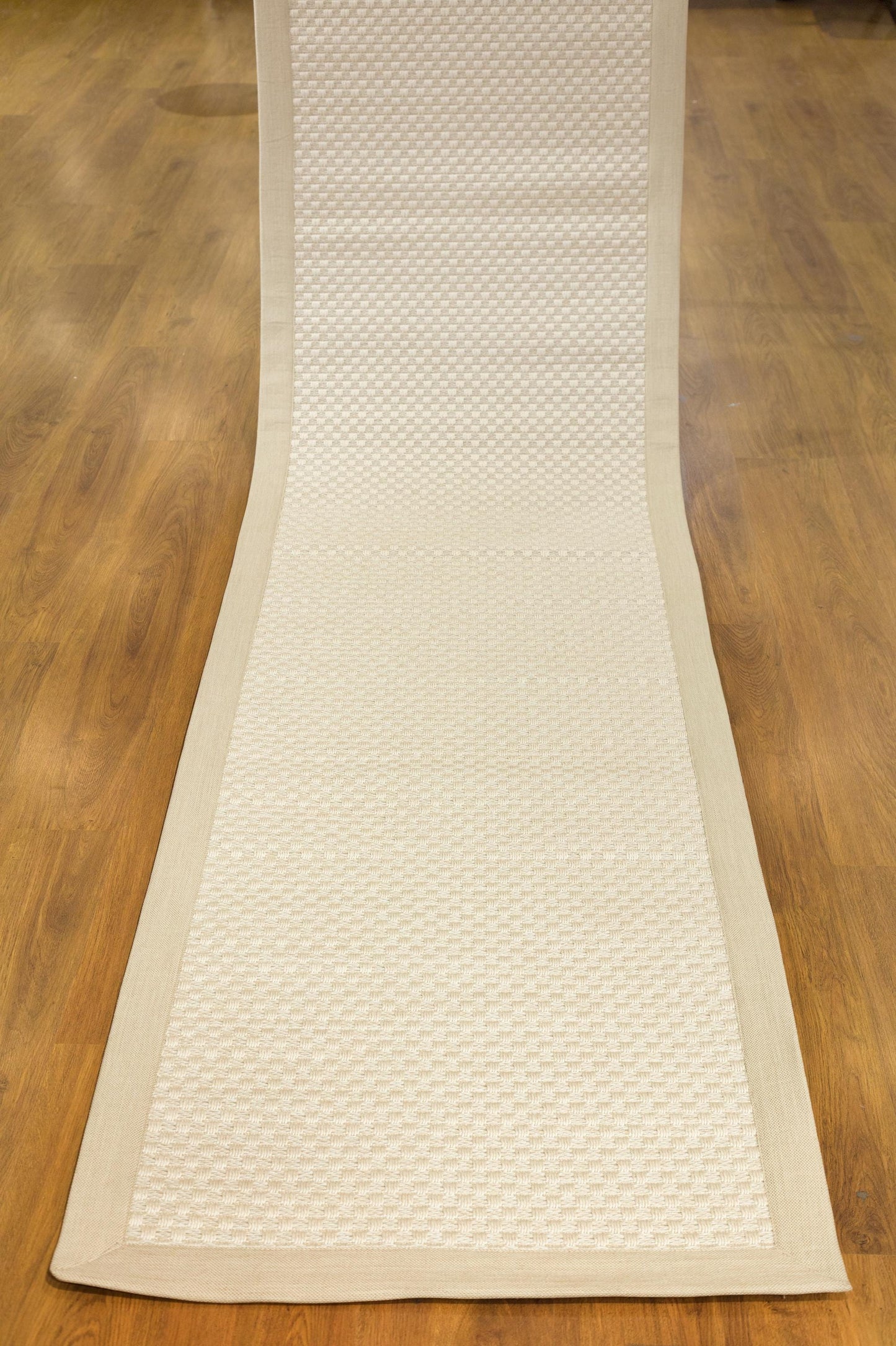 Modern Cream Flatweave Runner Rug: Minimalist hallway carpet