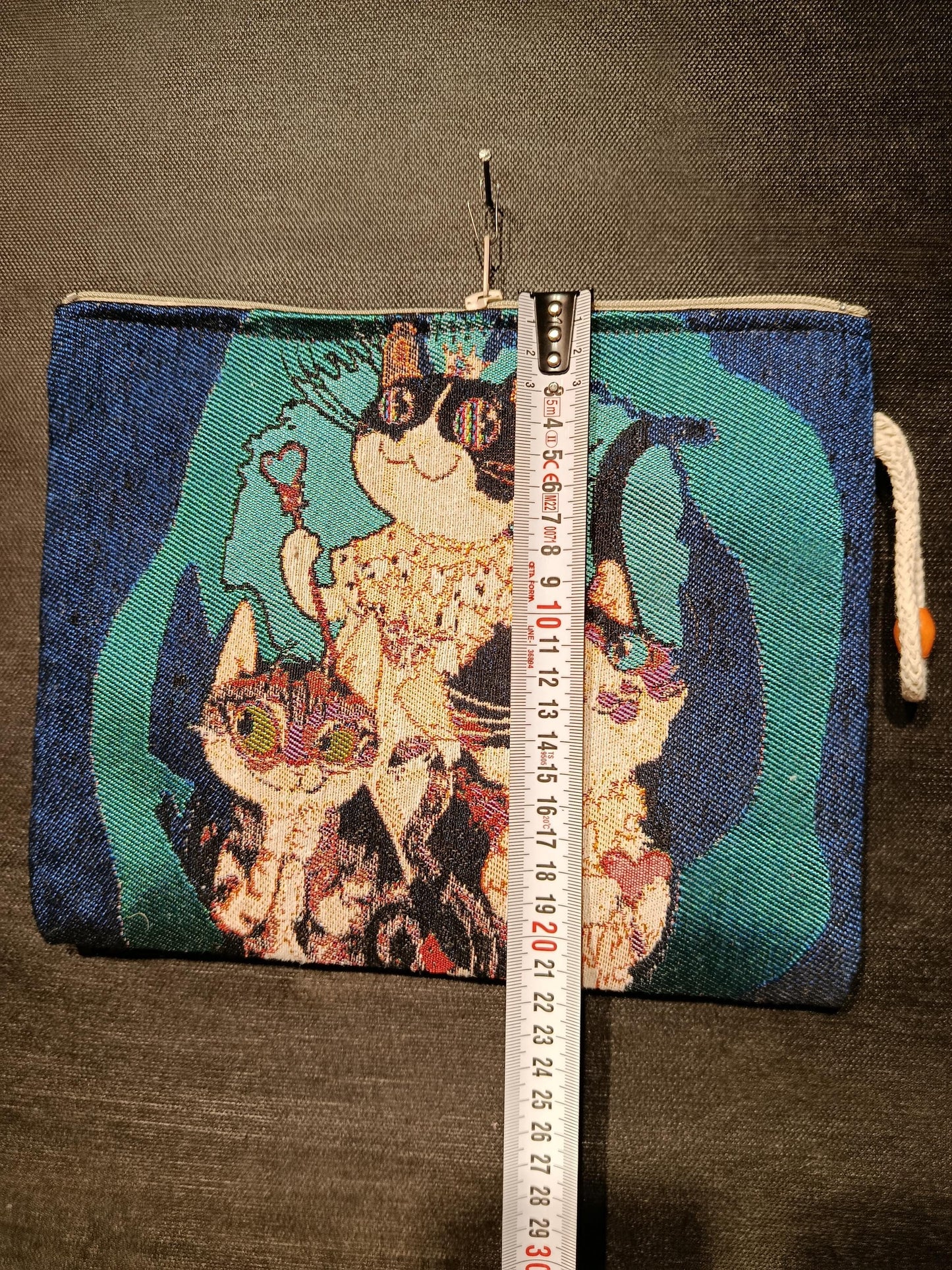 Blue Cat Tapestry Clutch: Turkish Gobelin Zip Bag with Rope Handle