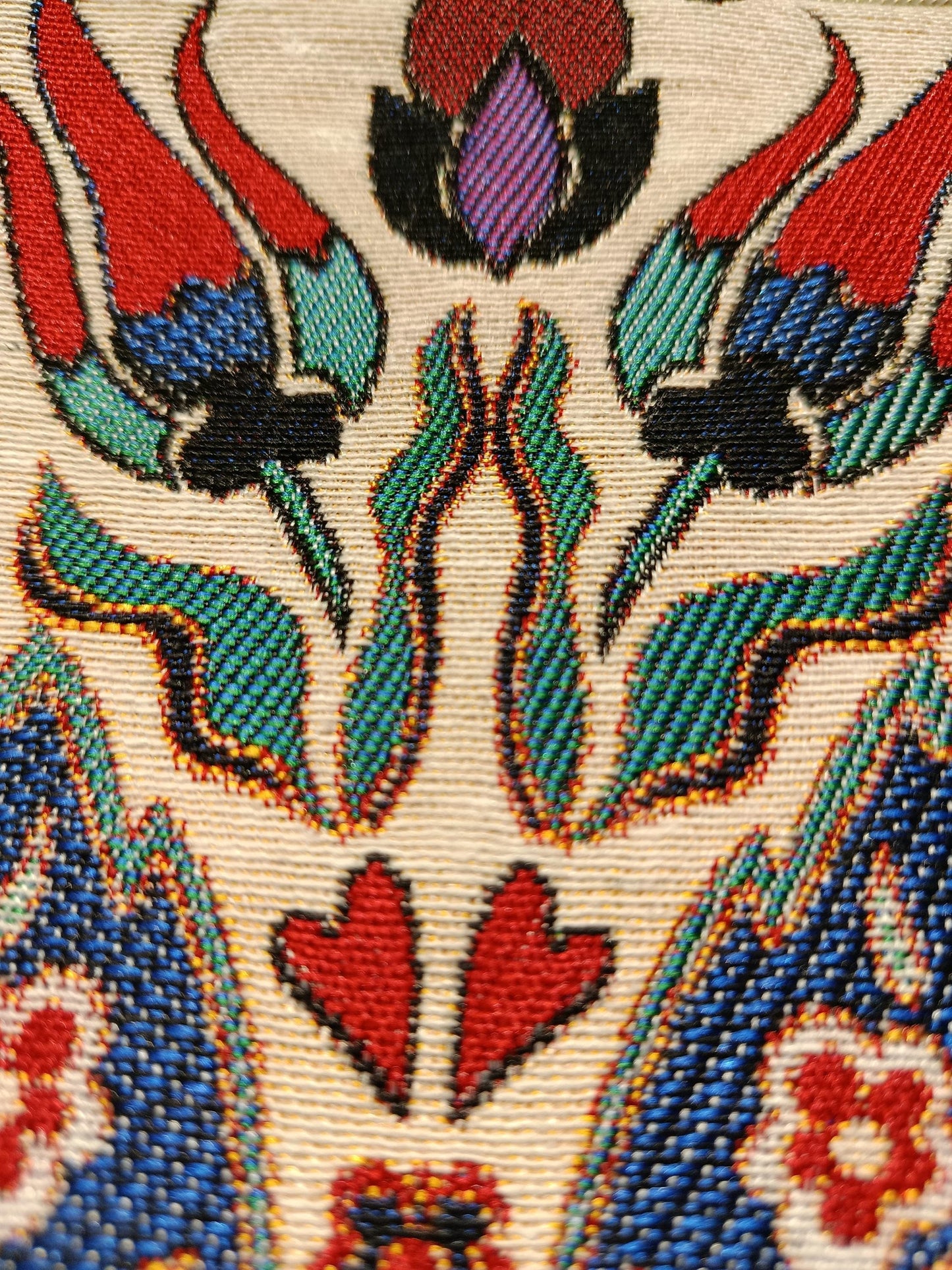 Ottoman Tulip Motif Clutch – Gobelin Fabric Zippered Pouch with Traditional Turkish Design