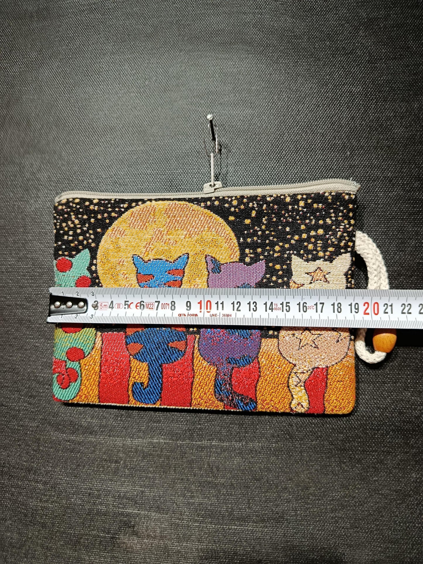 Moonlight Cats Tapestry Clutch – Colorful Feline Night Scene Bag from Türkiye