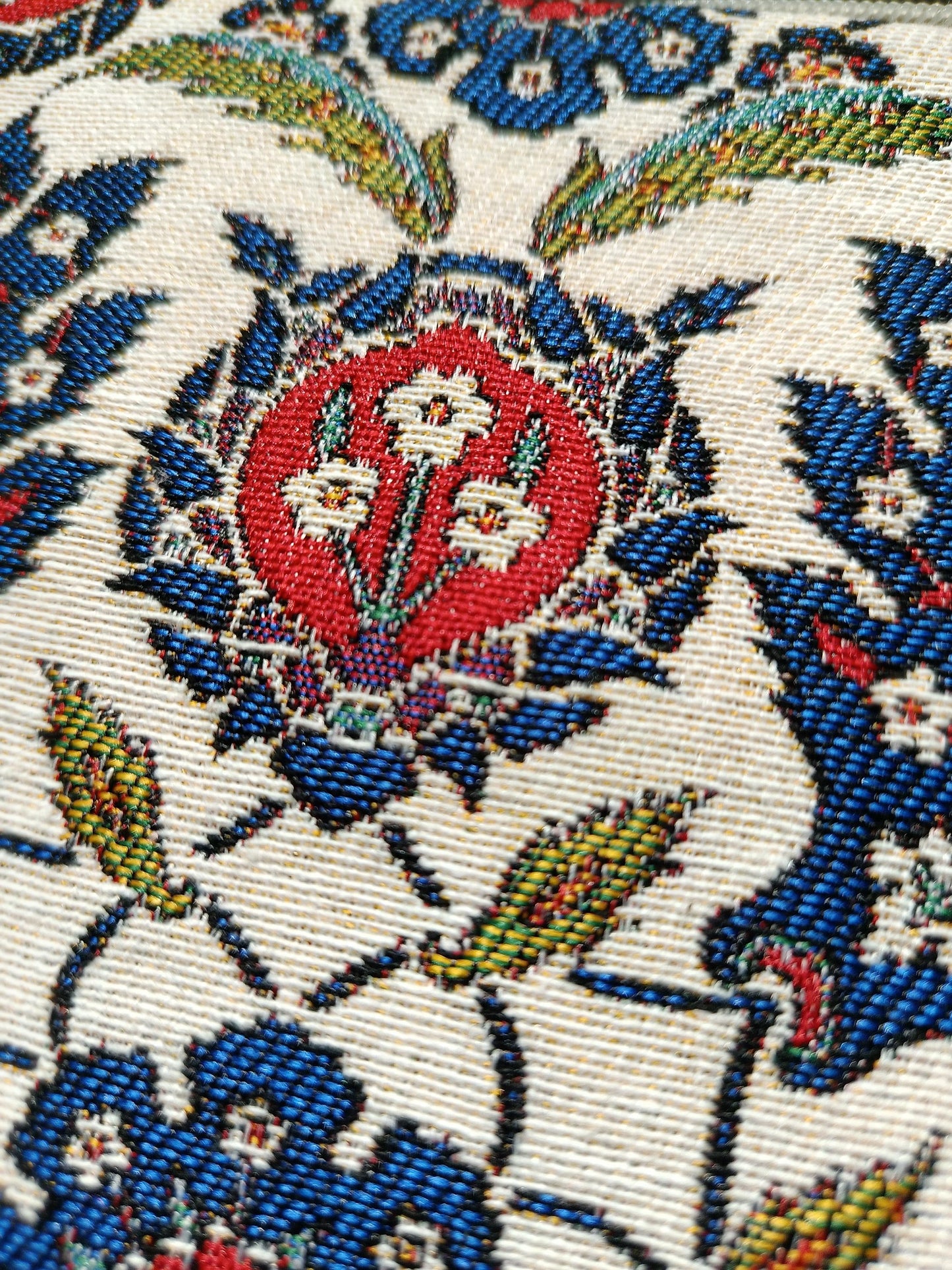 Traditional Floral Gobelin Tapestry Pouch – Turkish Zippered Purse with Ottoman Design