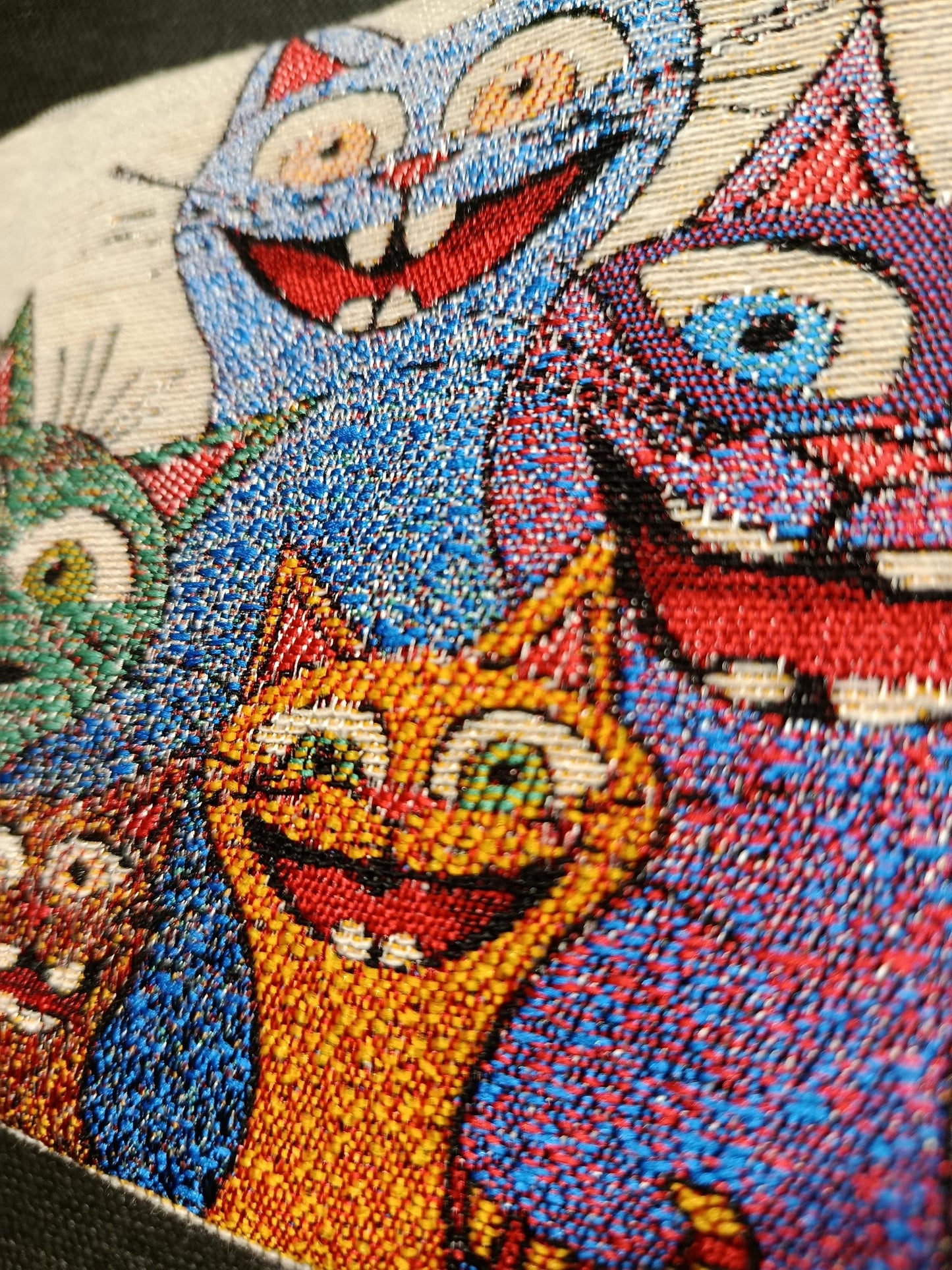 Colorful Cat Tapestry Clutch – Quirky Zip Pouch with Cartoon Cat Print & Wrist Strap