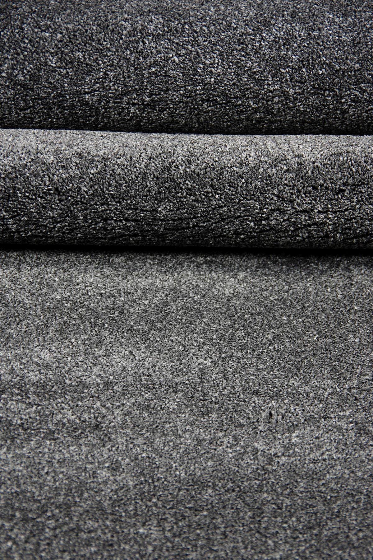 Tailored Size Soft Anthracite Rug: Modern Minimalist Dark Grey Carpet for Contemporary Living Spaces