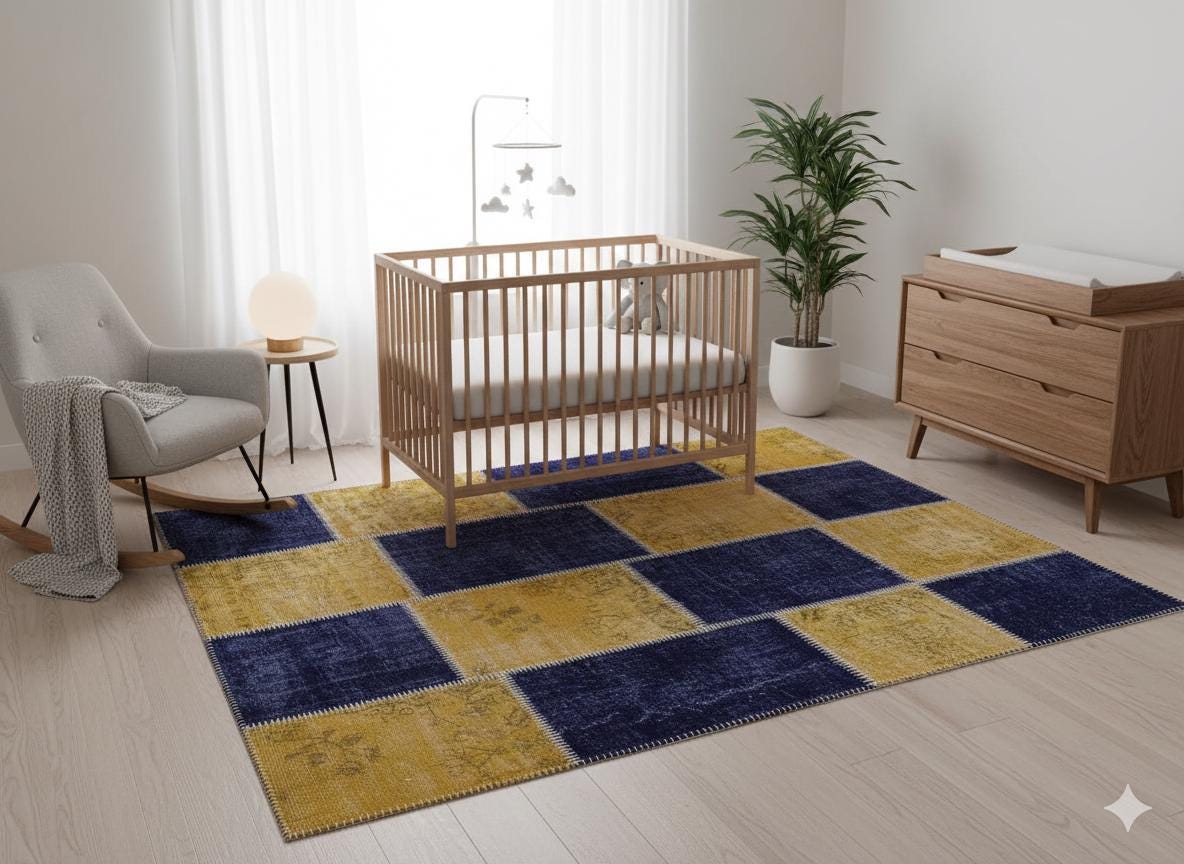 Handmade Wool Turkish Patchwork Rug: Vintage Bohemian Area Rug (5.6x8)