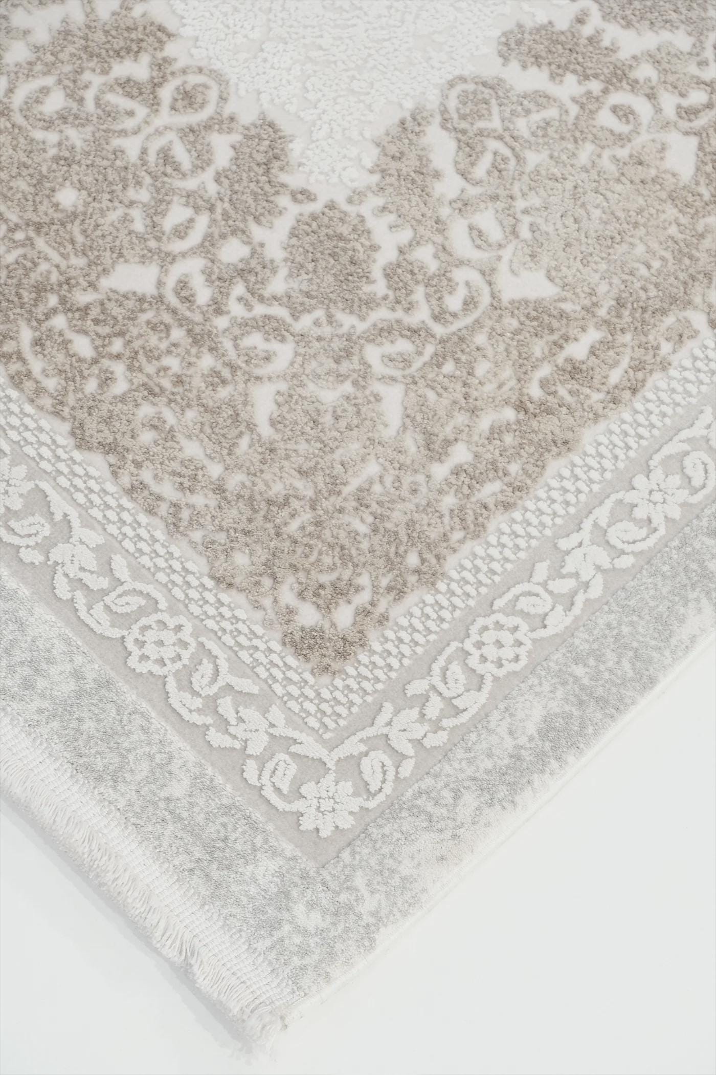 7x10 ft, Beige Classic oriental Rug: Bamboo Yarn,fine fringes carpet