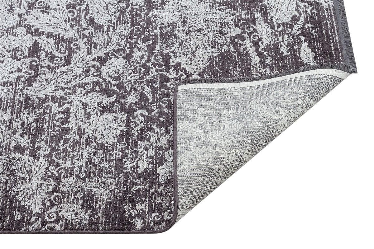 5x7 ft, Classic Oriental Black Bamboo Rug: Classic viscose carpet with fine fringes
