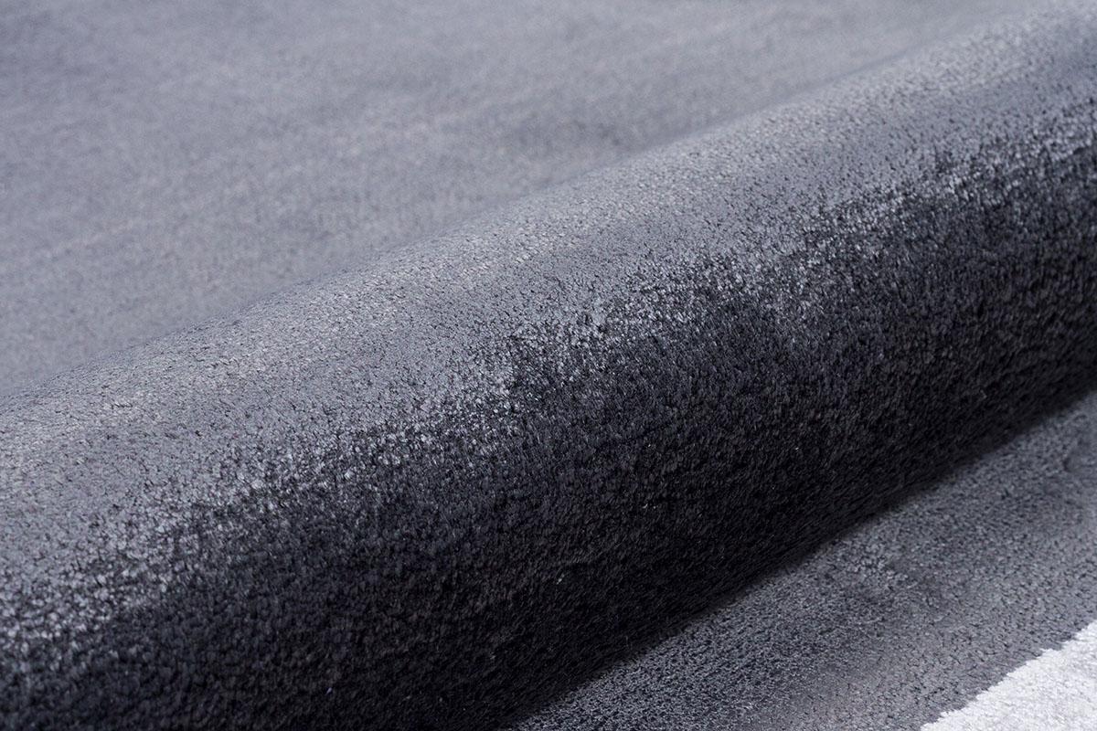 5x7 ft, Modern Charcoal Grey Bamboo Silk Rug – Elegant Greek Key Border Design