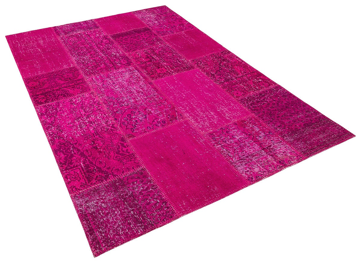 Handmade Pink Patchwork Rug: Bohemian Wool Area Rug (5'x8' ft)