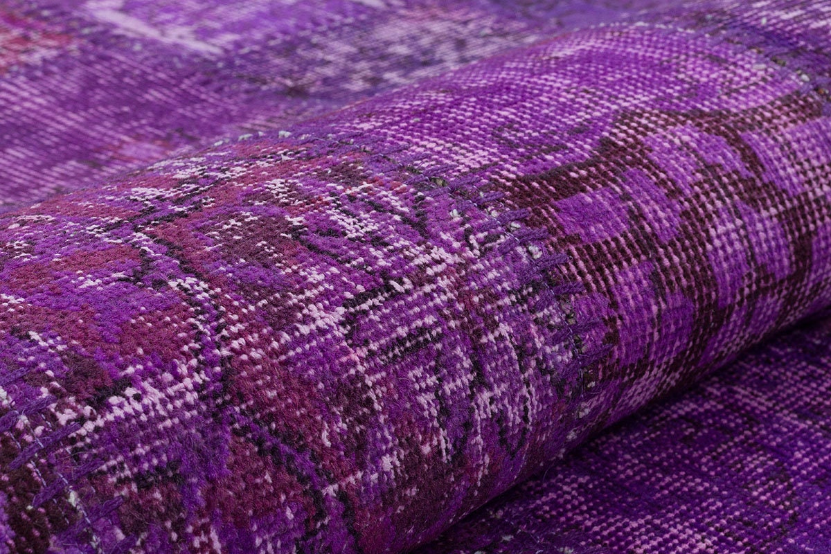 Handmade Wool Patchwork Rug: Purple Bohemian Area Rug (5'x8' ft)