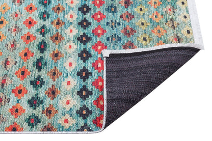 Washable Kilim-Style Area Rug: Boho Geometric Design