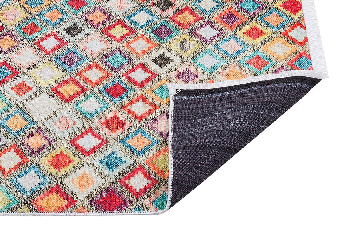 Vibrant Geometric Diamond Rug – Washable Mid-Century Boho Fringed Area Rug