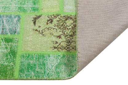 Handmade Green Patchwork Wool Rug: Bohemian Runner (2.6x9.7 ft)
