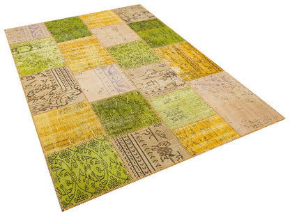 Handmade Patchwork Wool Turkish Rug: Bohemian Area Rug (5.6x7.9 ft)