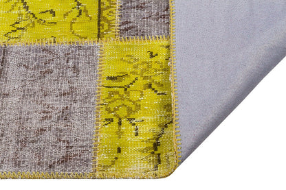 Handmade Wool Patchwork Turkish Rug - 5.4x7.9 ft