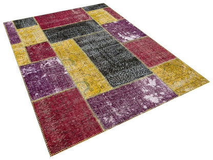 Handmade Wool Patchwork Turkish Rug: Bohemian Area Rug (5.6x7.9 ft)
