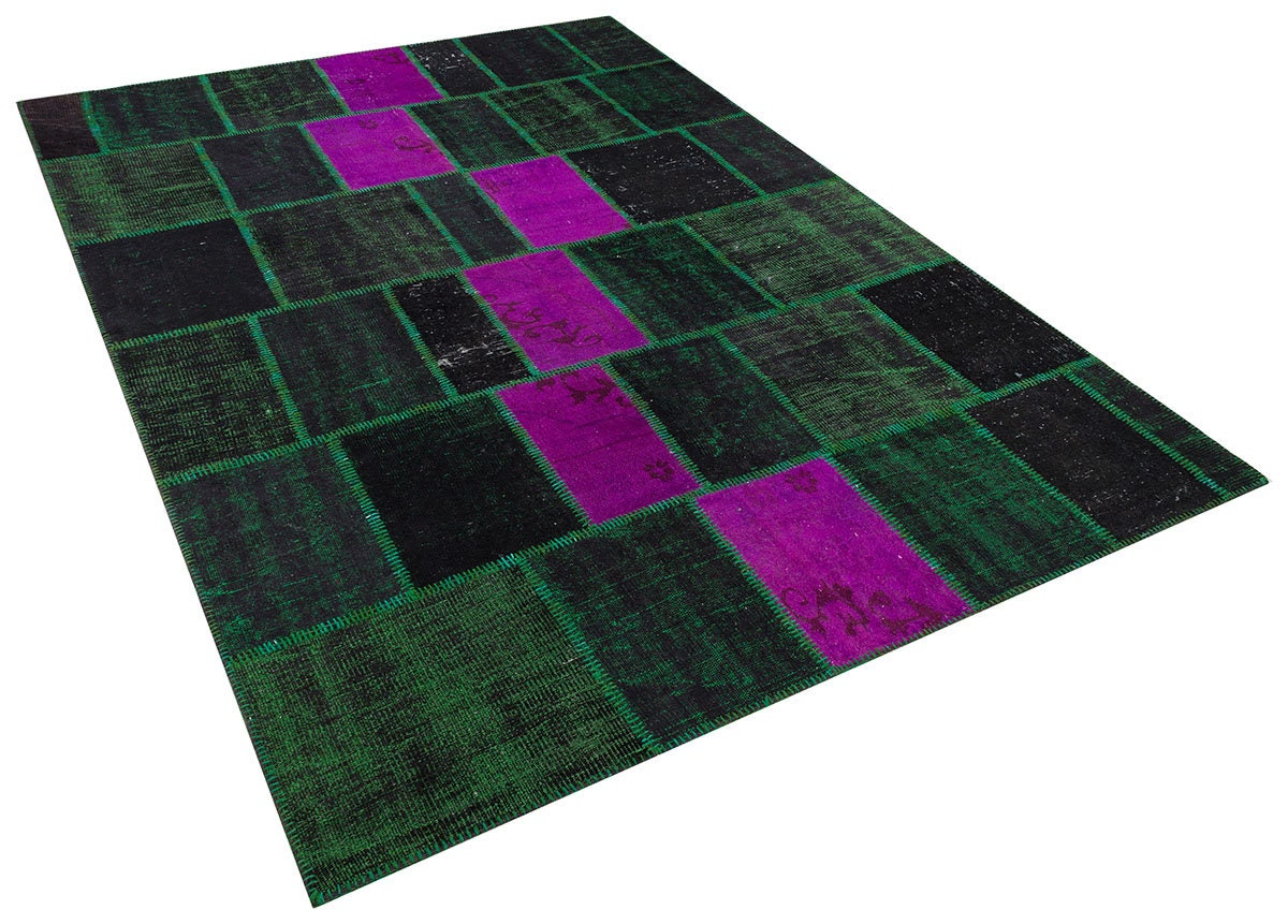 Handmade Wool Patchwork Rug: Green Bohemian Area Rug (6.6x9.4 ft)