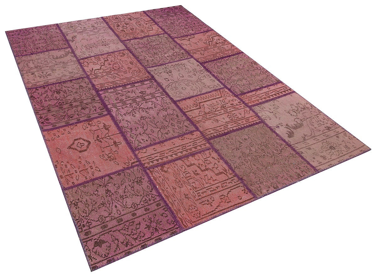 Handmade Wool Patchwork Rug: Bohemian Pink Anatolian Rug (5.9x8.5 ft)