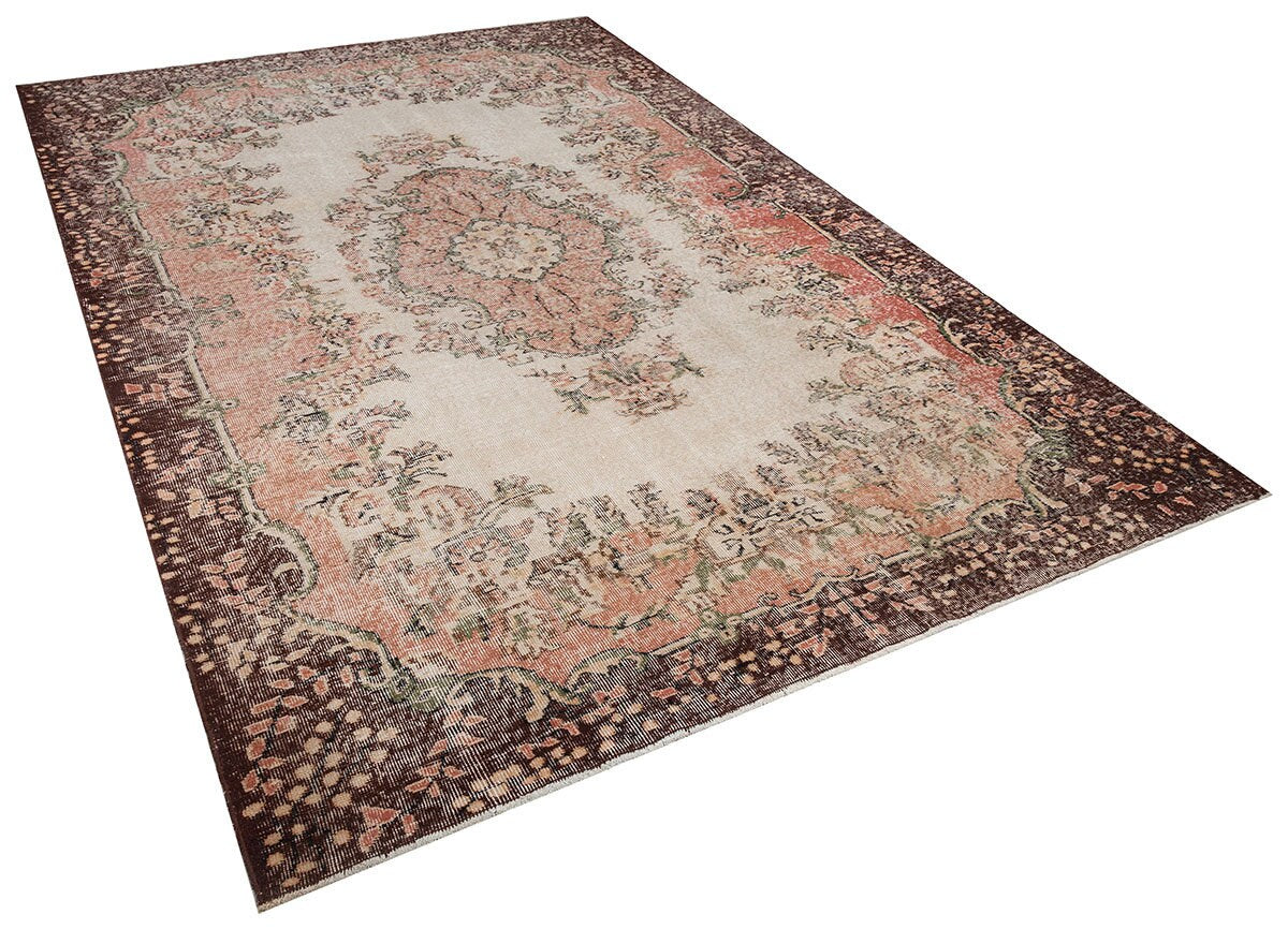 Vintage Turkish Rug (6.8x10.4 ft): Handmade Wool Anatolian Rug
