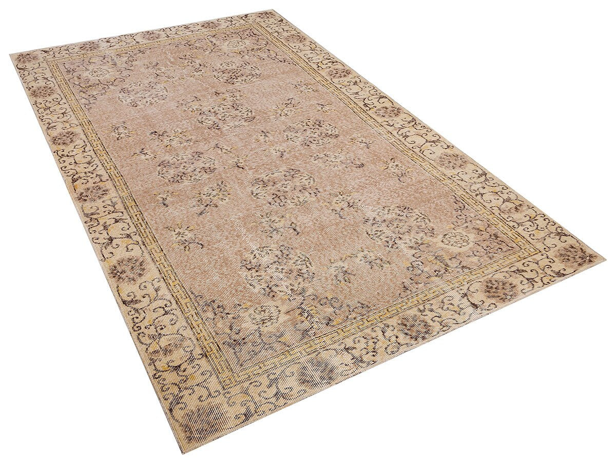 Vintage Turkish Beige Wool Rug (4.8x8.4 ft): Handmade Anatolian Area Rug