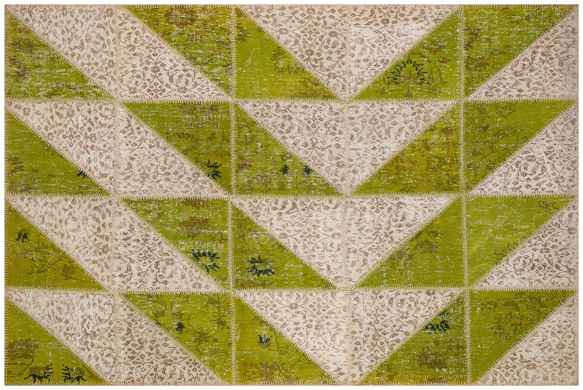 Green Patchwork Wool Rug: Bohemian Handmade Area Rug (5.6x8.4 ft)