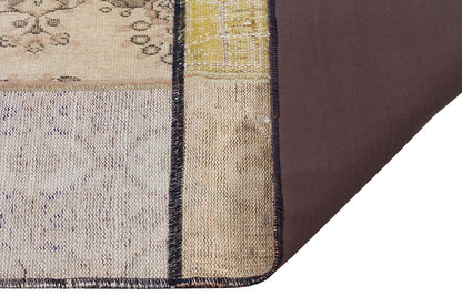 Handmade Patchwork Turkish Rug: Bohemian Wool Area Rug (4.4x5.4 ft)