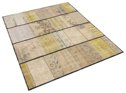 Handmade Patchwork Turkish Rug: Bohemian Wool Area Rug (4.4x5.4 ft)