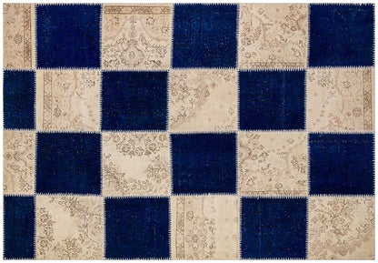 Handmade Patchwork Turkish Rug: Bohemian Wool Area Rug (5.6x7.9 ft)