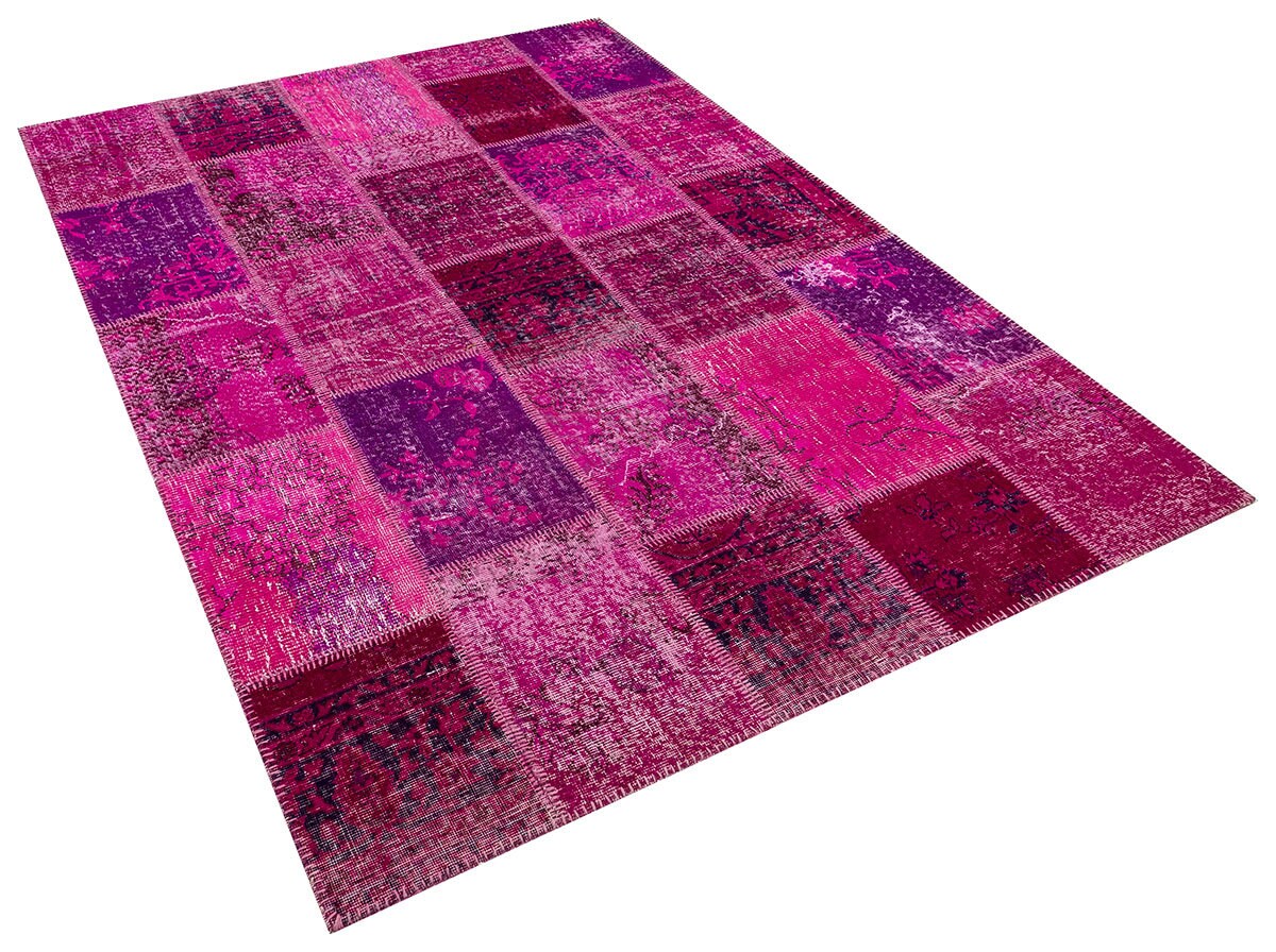 Handmade Pink Patchwork Rug: Modern Bohemian Wool Area Rug (5.8x8.4 ft)