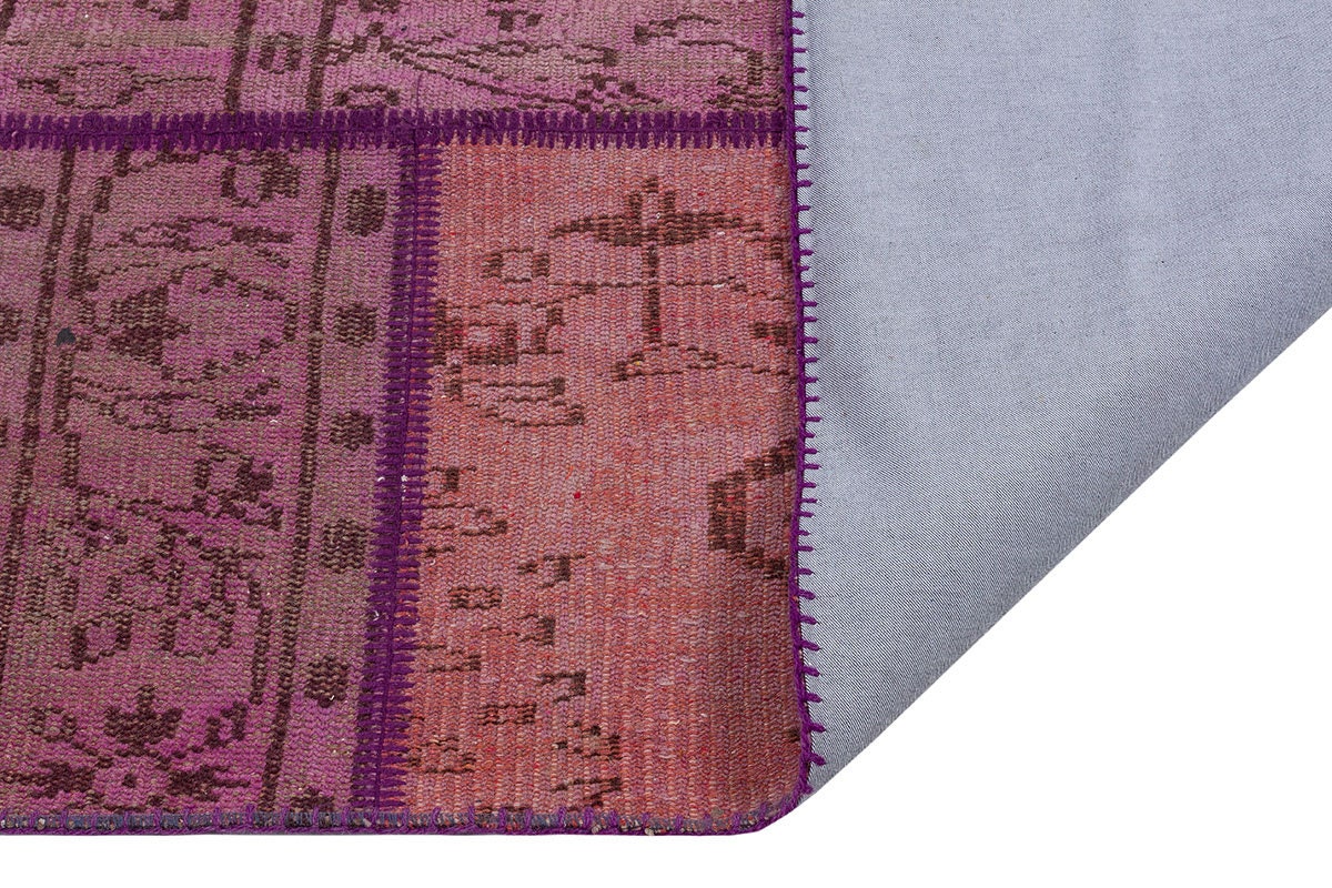 Handmade Wool Patchwork Rug: Bohemian Pink Anatolian Rug (5.9x8.5 ft)