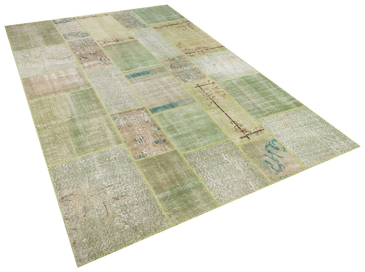 Green Patchwork Wool Rug: Handmade Turkish Bohemian Carpet (6.5x9.8 ft)