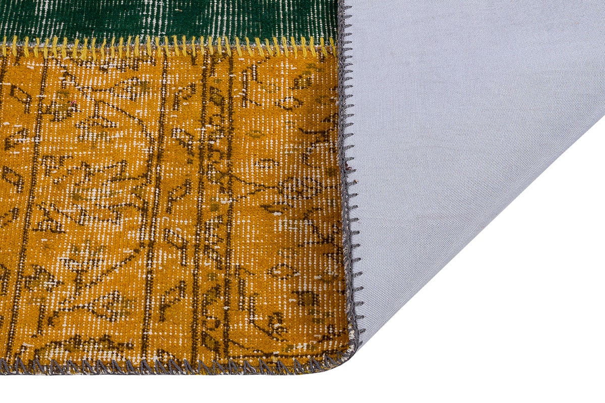 Handmade Wool Patchwork Runner Rug: Bohemian Turkish Rug (2.6x5.5 ft)