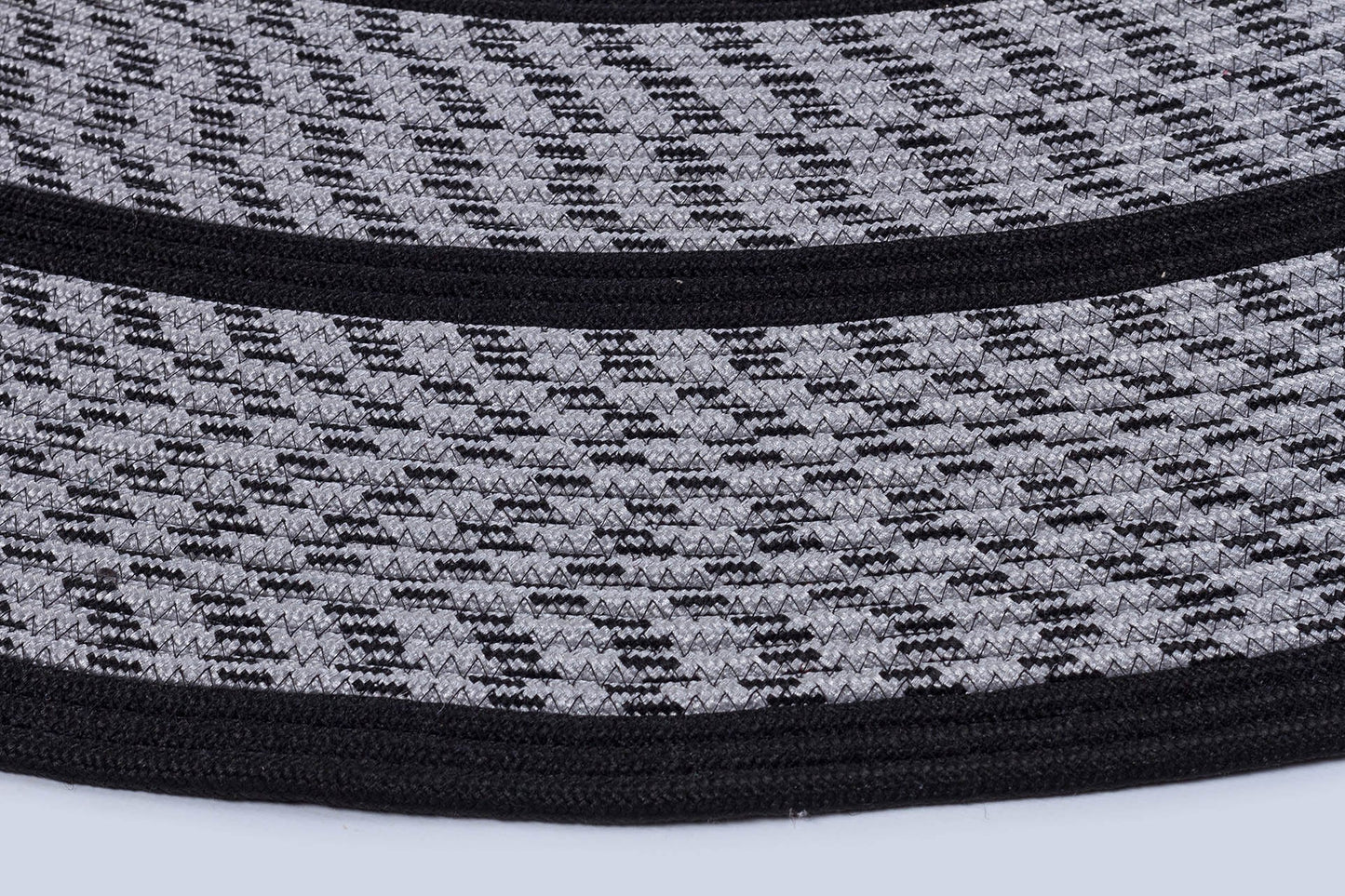 Washable Black Jute Rug: Bohemian Outdoor/Indoor Circle Rug