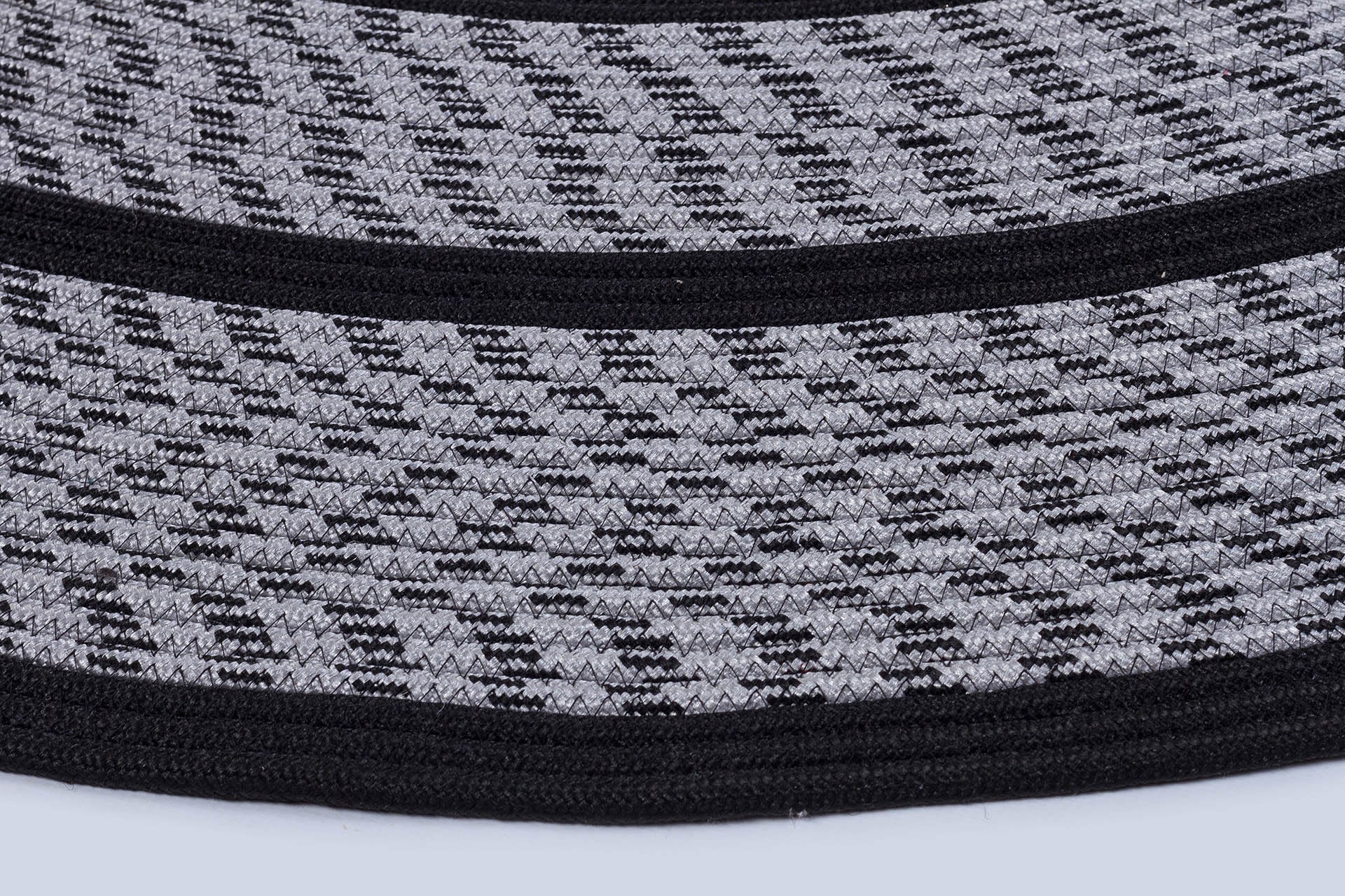 Washable Black Jute Rug: Bohemian Outdoor/Indoor Circle Rug