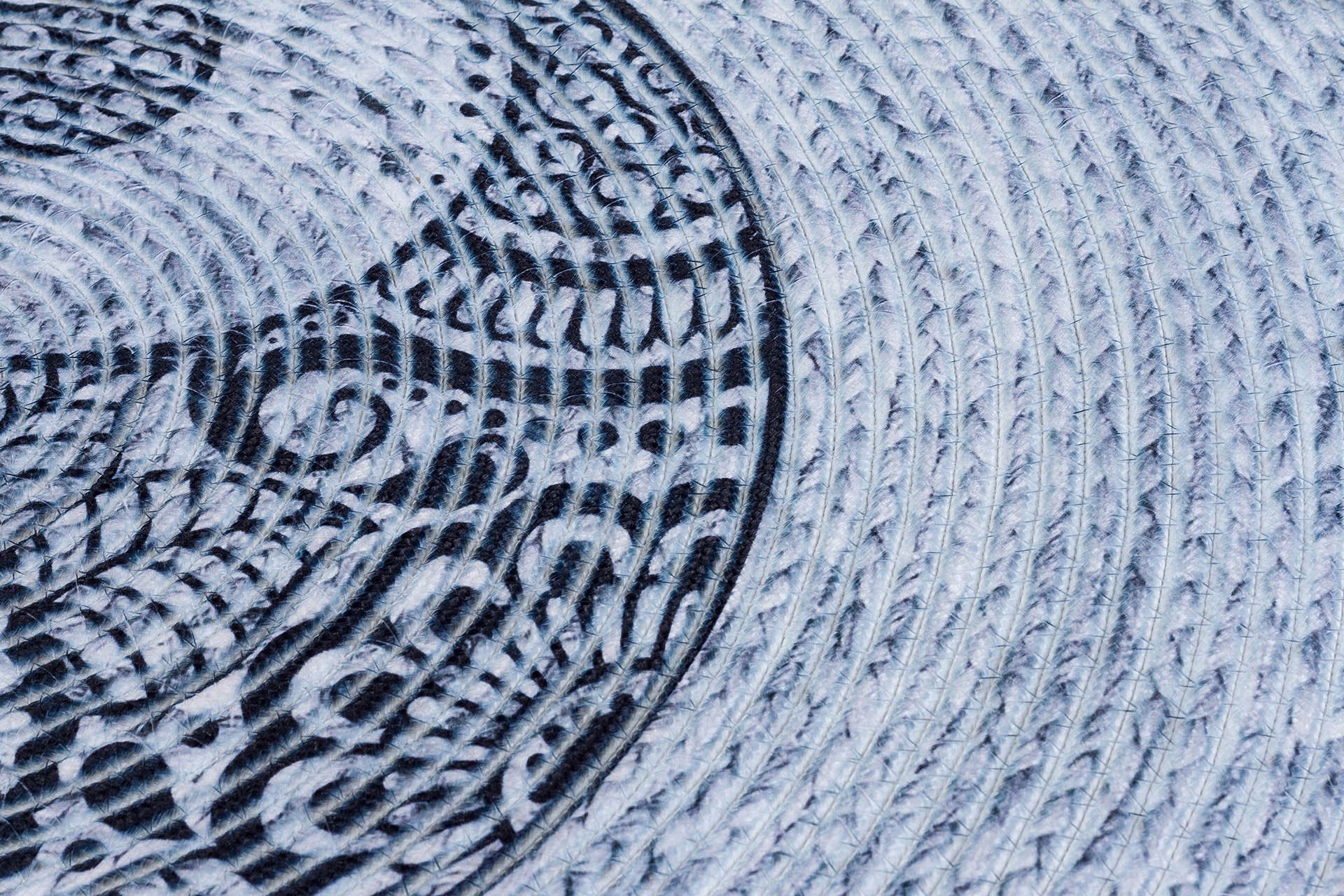Yin Yang Jute Rug: Bohemian Outdoor/Indoor Carpet