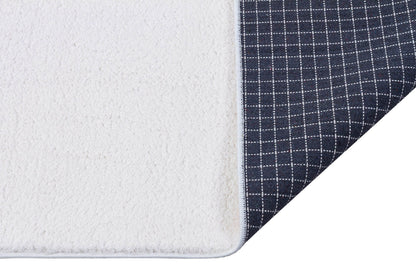 Fluffy White Cotton Rug: Modern Shag Carpet
