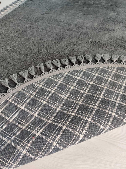 Fluffy Silver Oval Rug: Washable Cotton Carpet with Tassels