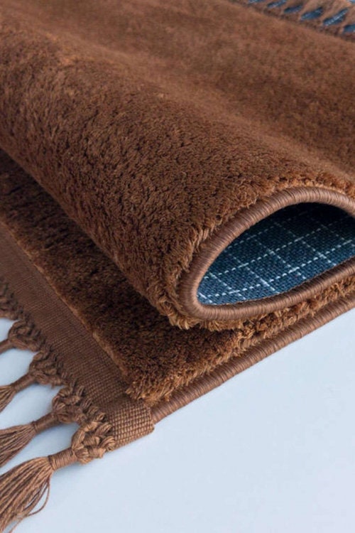 Fluffy Brown Rug: Modern Cotton Decorative Carpet
