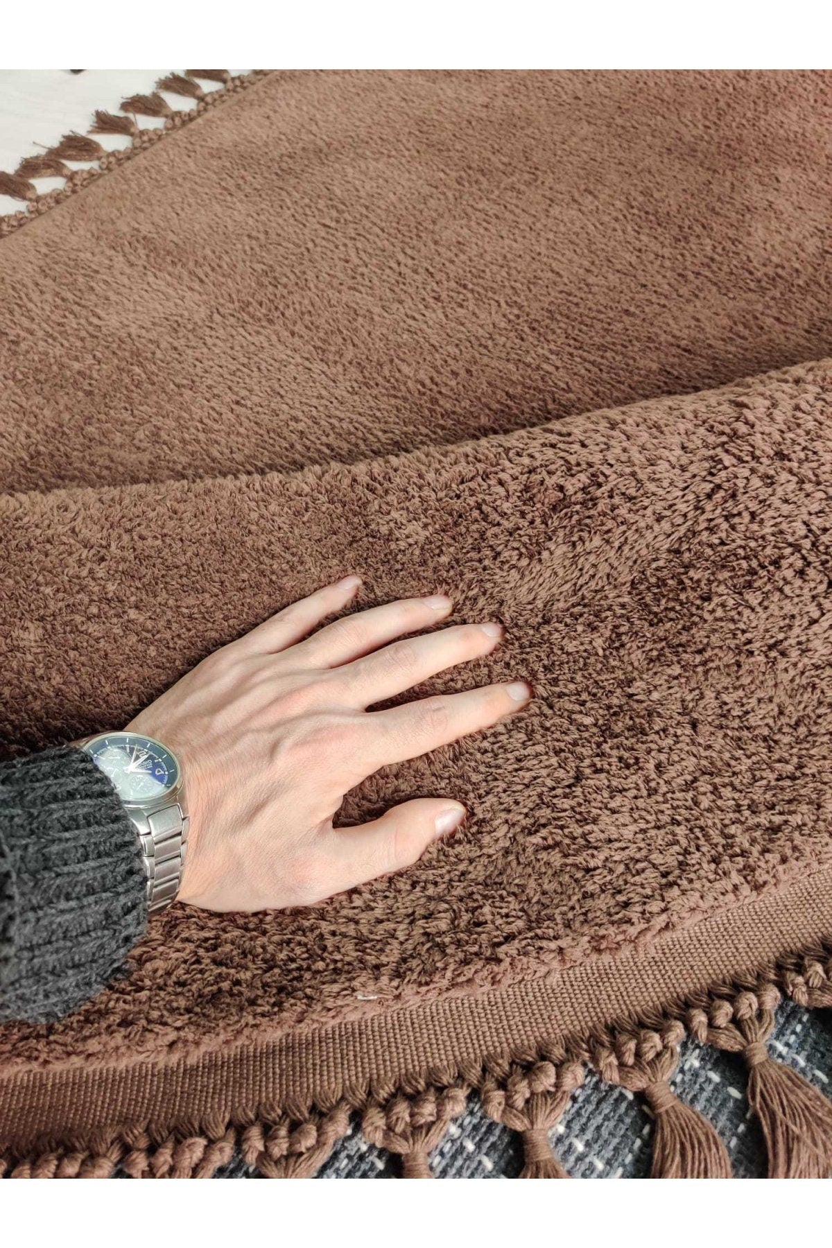 Fluffy Brown Rug: Modern Cotton Decorative Carpet