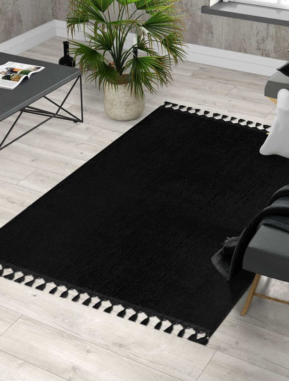 Black Fluffy Rug: Plain Modern Cotton Carpet with Tassels