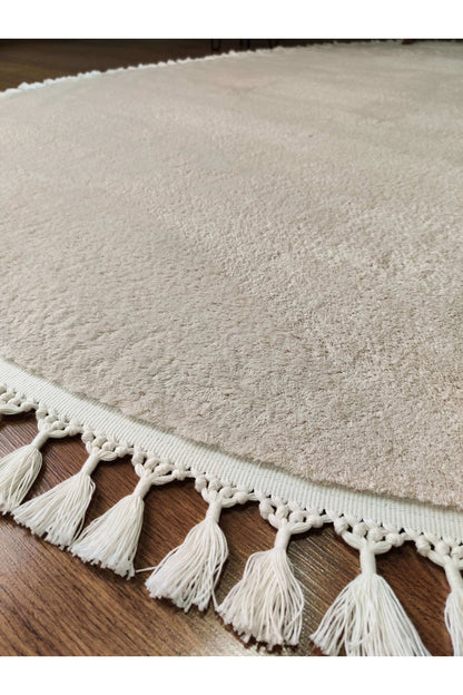 Fluffy Cream Rug: Modern Cotton Carpet with Tassels