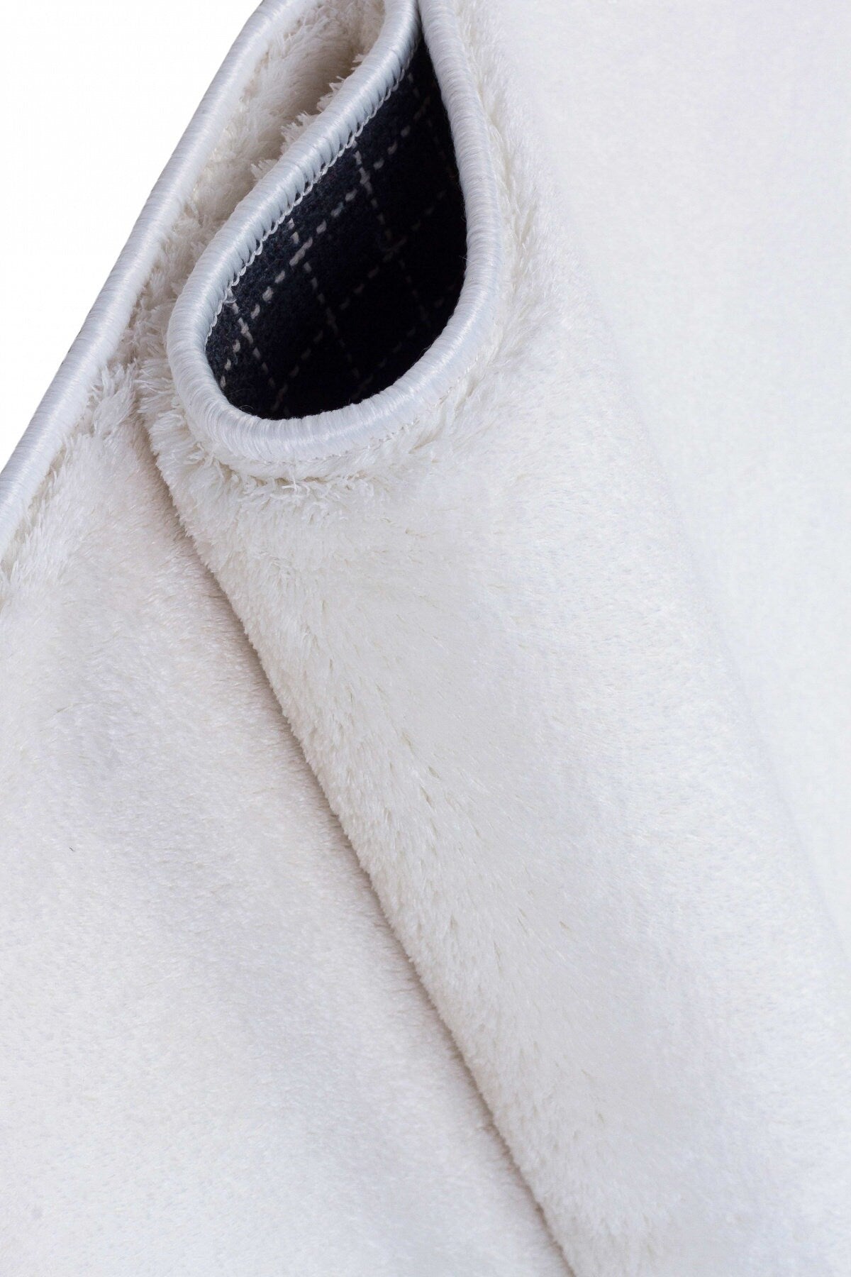 Fluffy White Round Rug: Cotton Tassel Carpet, Nursery Decor