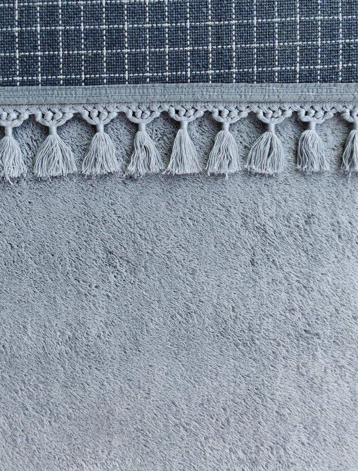 Fluffy Round Silver Rug: Washable Cotton Carpet with Tassels