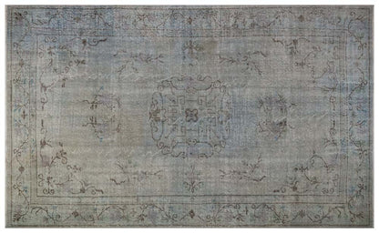Vintage Turkish Wool Rug (5'7x9'6 ft): Handmade Anatolian Persian Design