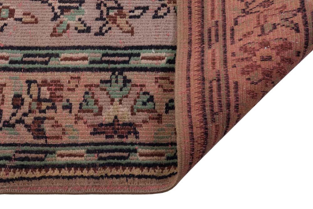 Vintage Turkish Wool Rug (6x8.5 ft): Handmade Anatolian Persian Design
