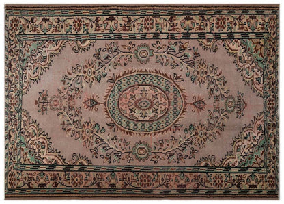 Vintage Turkish Wool Rug (6x8.5 ft): Handmade Anatolian Persian Design
