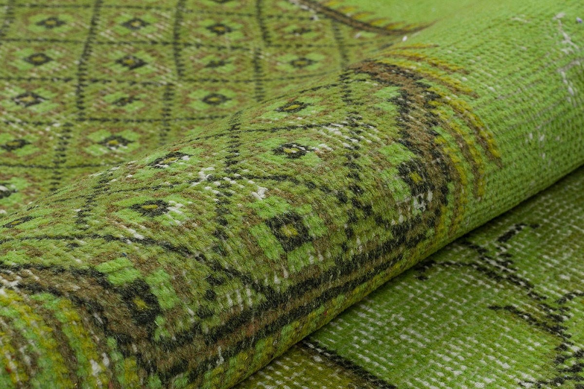 Vintage Green Wool Rug: Handmade Nursery Carpet (5'6"x10'ft)