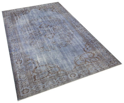 Vintage Turkish Wool Rug (5'x8'): Handmade Anatolian Persian Design