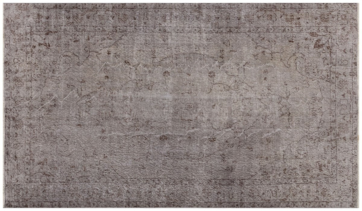 Vintage Turkish Wool Rug (5'11''x9'7''ft): Handmade Anatolian Design