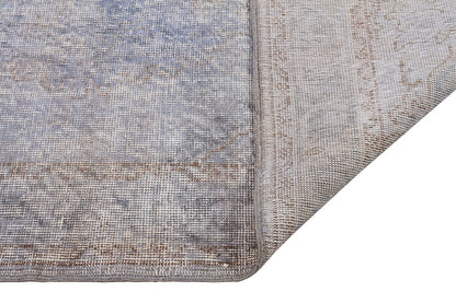 Vintage Turkish Wool Rug (4'x7' ft): Handmade Anatolian Persian Design